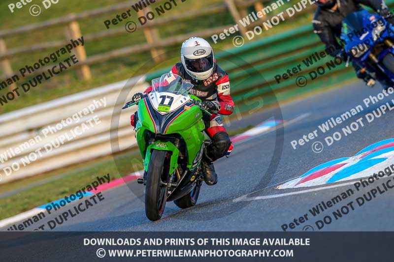 PJM Wedding Photography;enduro digital images;event digital images;eventdigitalimages;mallory park;mallory park photographs;mallory park trackday;mallory park trackday photographs;no limits trackdays;peter wileman photography;racing digital images;trackday digital images;trackday photos